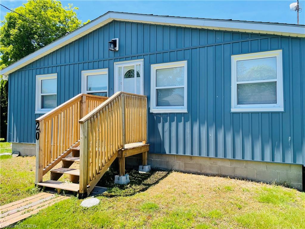 20 FOURTH AVE Avenue, Long Point, Ontario, Canada