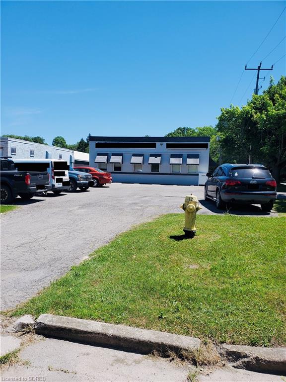 5 THIRD Avenue, Simcoe, Ontario, Canada