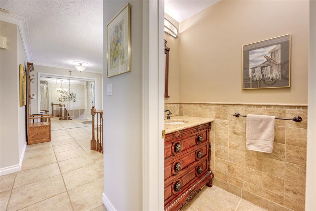 1741 Lakeshore Road, Sarnia, Ontario, Canada photo 21
