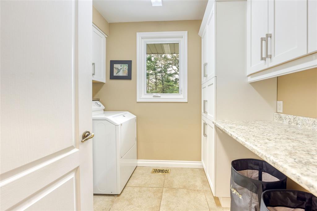 1741 Lakeshore Road, Sarnia, Ontario, Canada photo 22