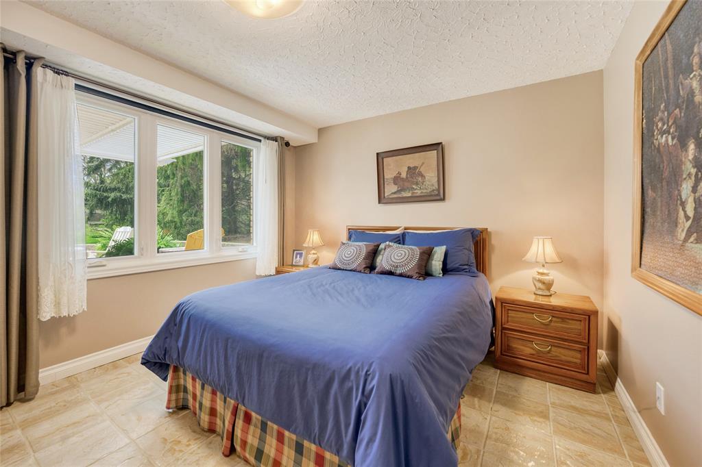 1741 Lakeshore Road, Sarnia, Ontario, Canada photo 28