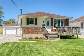 86 MAYFAIR Drive, Sarnia Ontario, Canada
