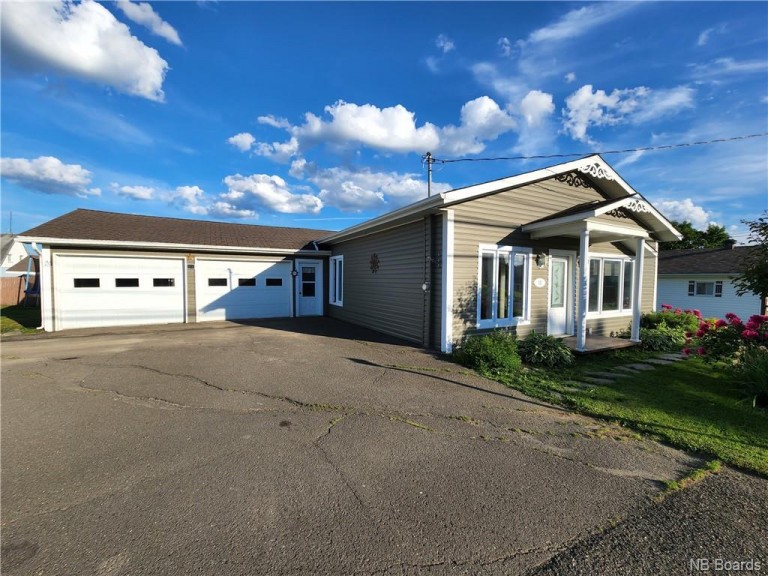 11 Martin, Sainte-Anne, New Brunswick, Canada