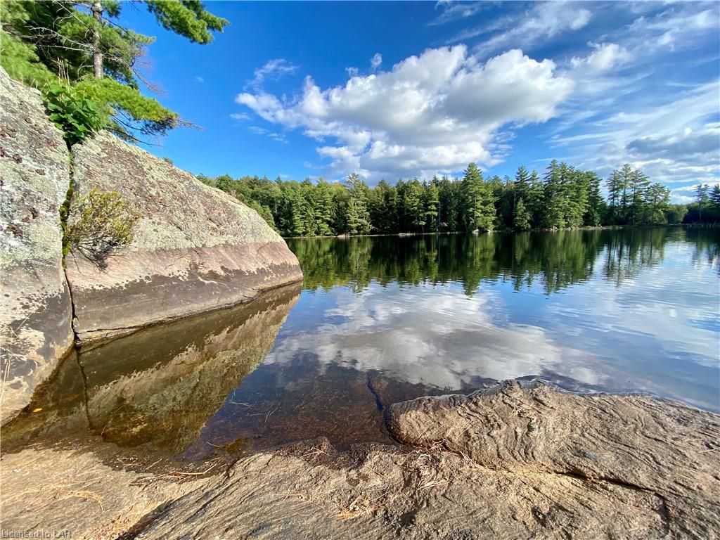 1191 CRANE LAKE Drive, Dorset, Ontario, Canada
