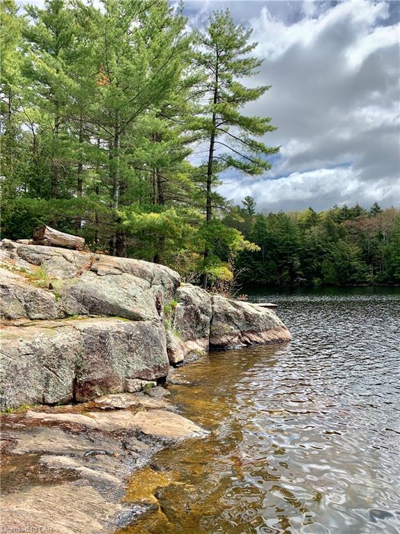 1191 CRANE LAKE Drive, Dorset, Ontario, Canada