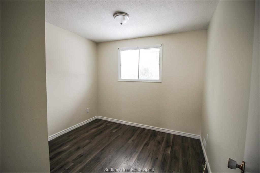 1970 Melbourne Street, Sudbury Ontario, Canada