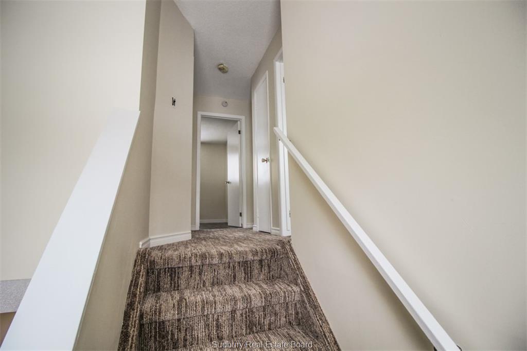 1970 Melbourne Street, Sudbury Ontario, Canada