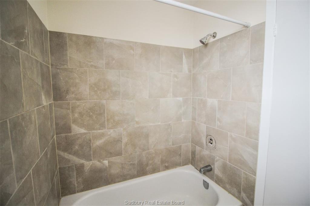 1970 Melbourne Street, Sudbury Ontario, Canada
