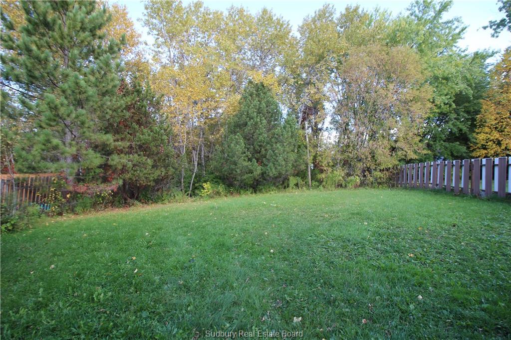 1970 Melbourne Street, Sudbury Ontario, Canada