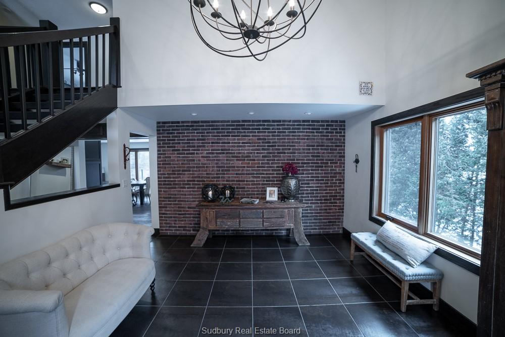 754 Dew Drop, Sudbury Ontario, Canada