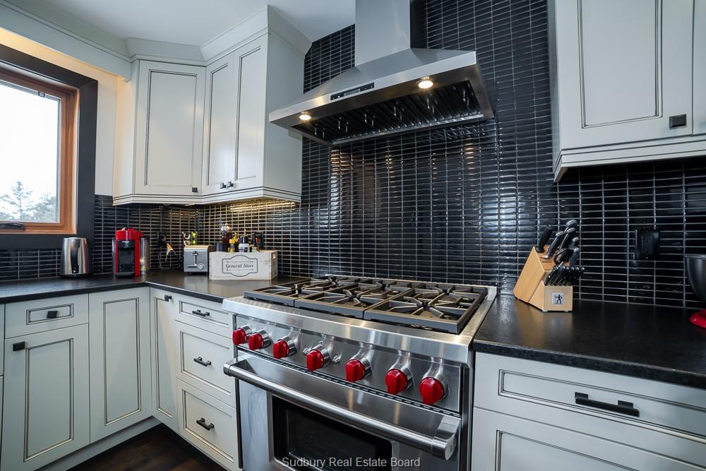 754 Dew Drop, Sudbury Ontario, Canada
