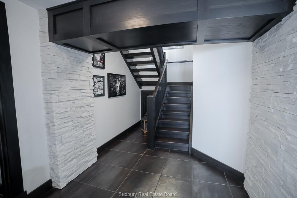 754 Dew Drop, Sudbury Ontario, Canada