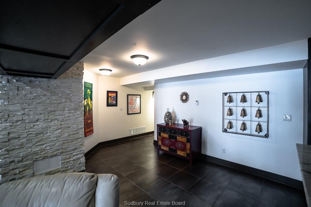 754 Dew Drop, Sudbury Ontario, Canada