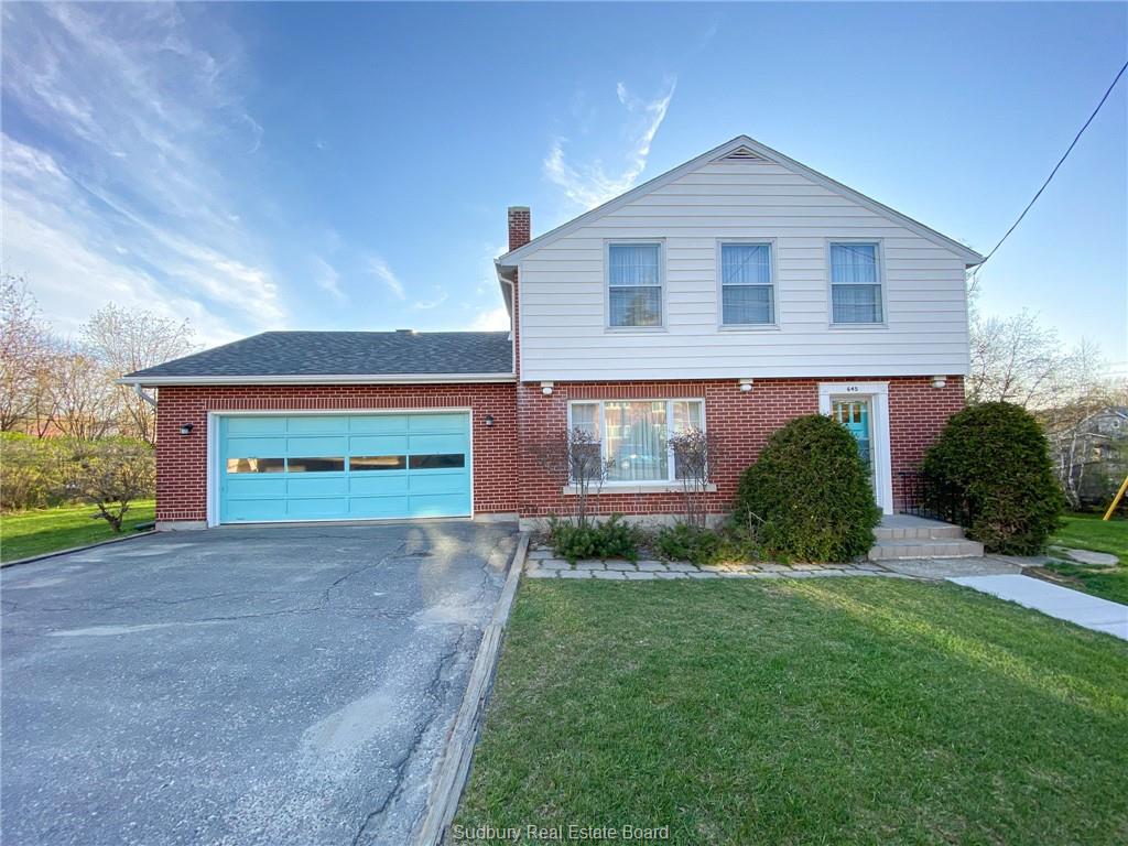645 Connaught Avenue, Sudbury Ontario, Canada