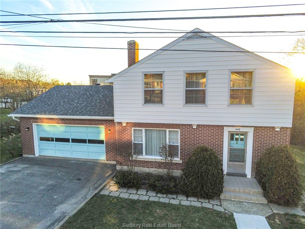 645 Connaught Avenue, Sudbury Ontario, Canada
