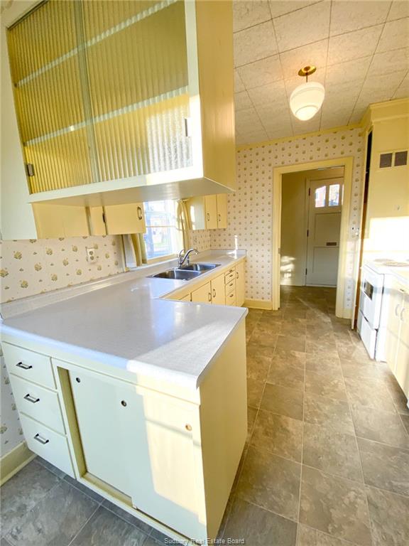 645 Connaught Avenue, Sudbury Ontario, Canada