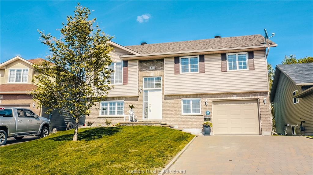 81 Equinox Crescent, Sudbury Ontario, Canada