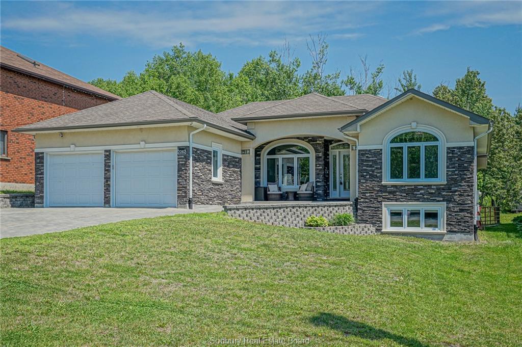 2282 Navanod, Sudbury Ontario, Canada