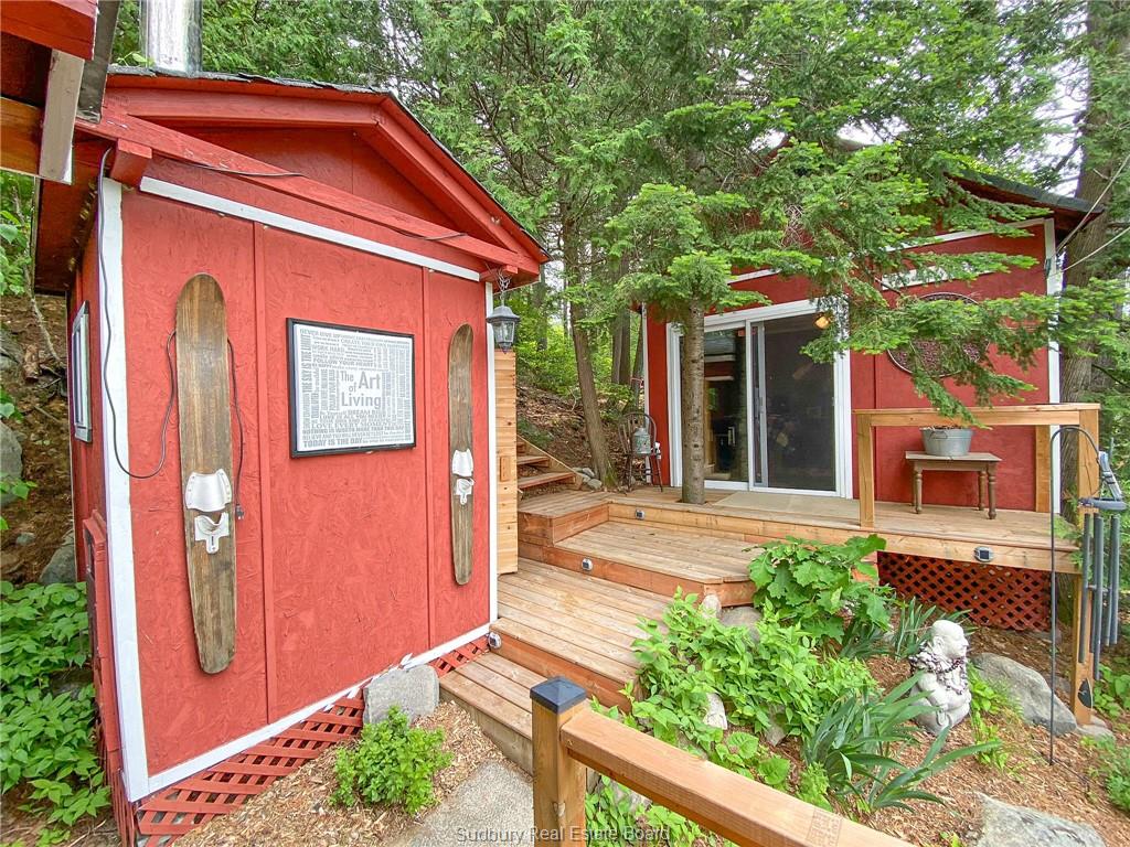 403A Fairbanks Road N, Whitefish Ontario, Canada