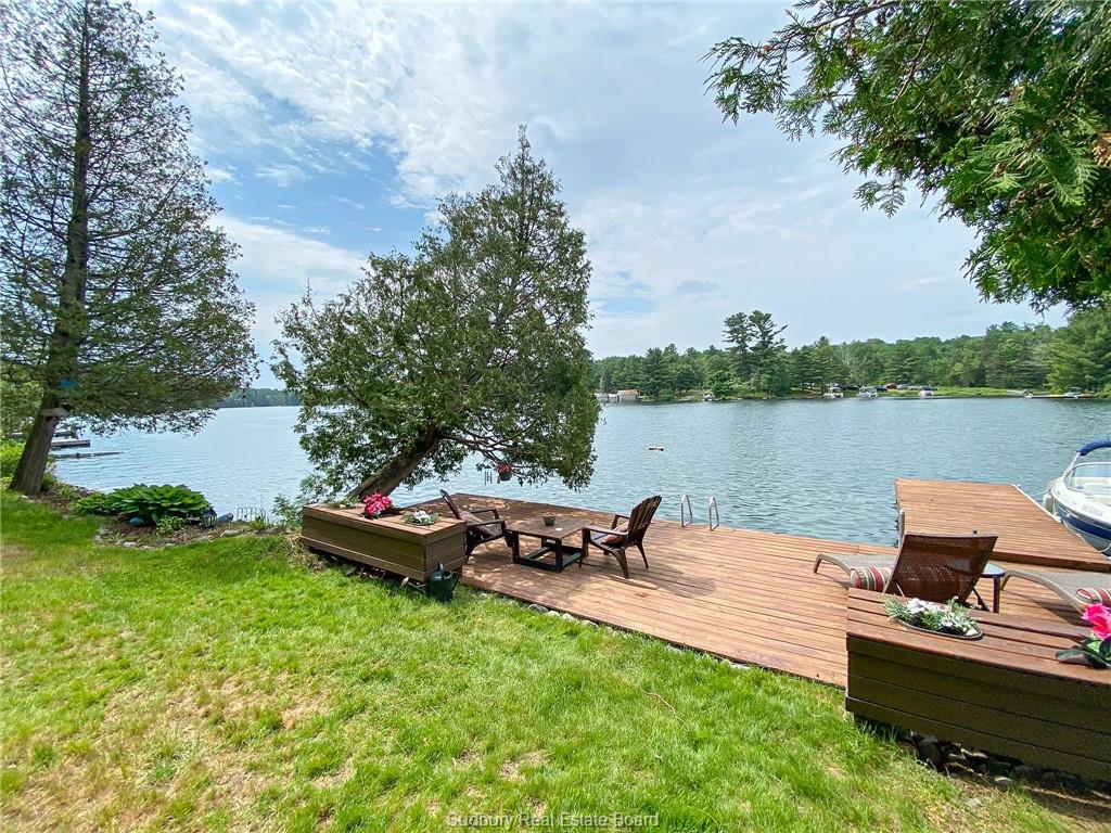 403A Fairbanks Road N, Whitefish Ontario, Canada