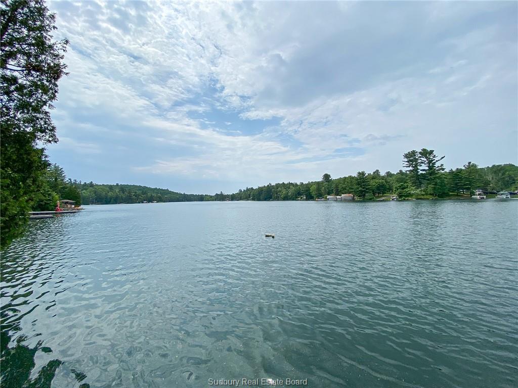 403A Fairbanks Road N, Whitefish Ontario, Canada