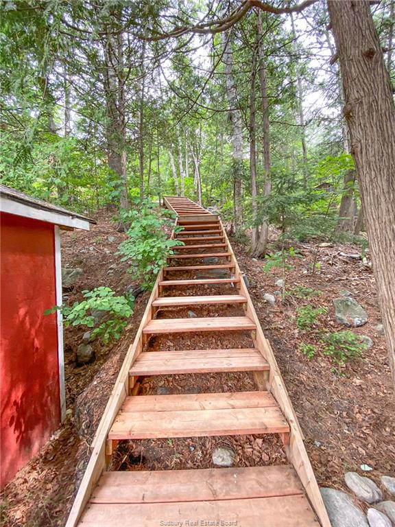 403A Fairbanks Road N, Whitefish Ontario, Canada