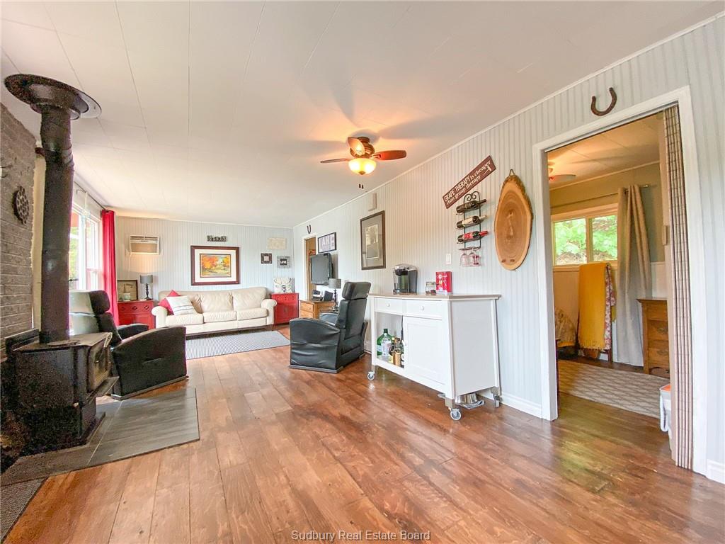 403A Fairbanks Road N, Whitefish Ontario, Canada