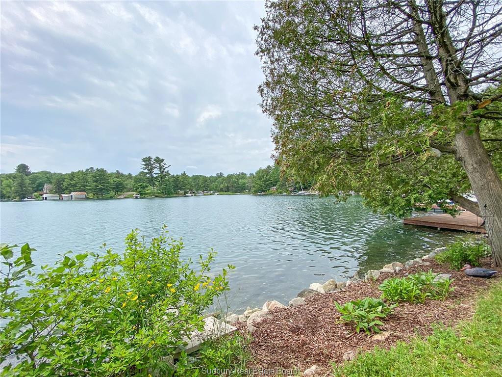 403A Fairbanks Road N, Whitefish Ontario, Canada