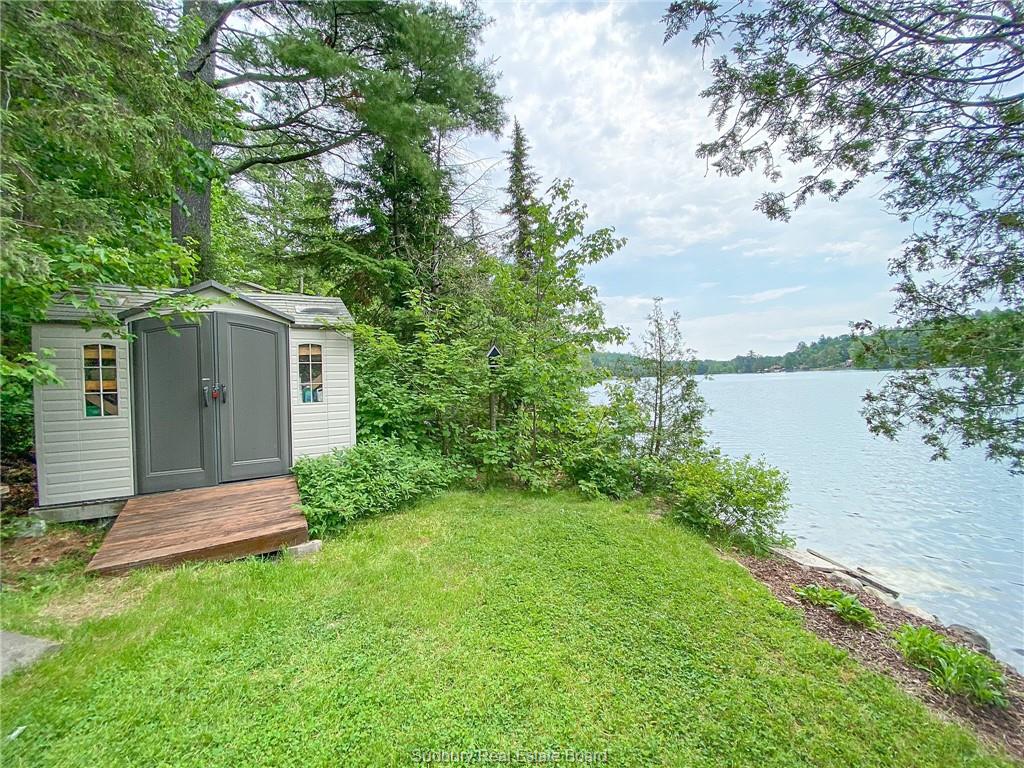 403A Fairbanks Road N, Whitefish Ontario, Canada