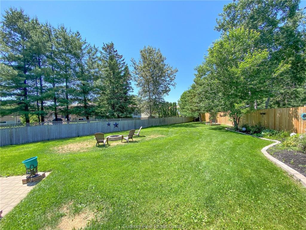 81 Greenwich Court, Sudbury Ontario, Canada