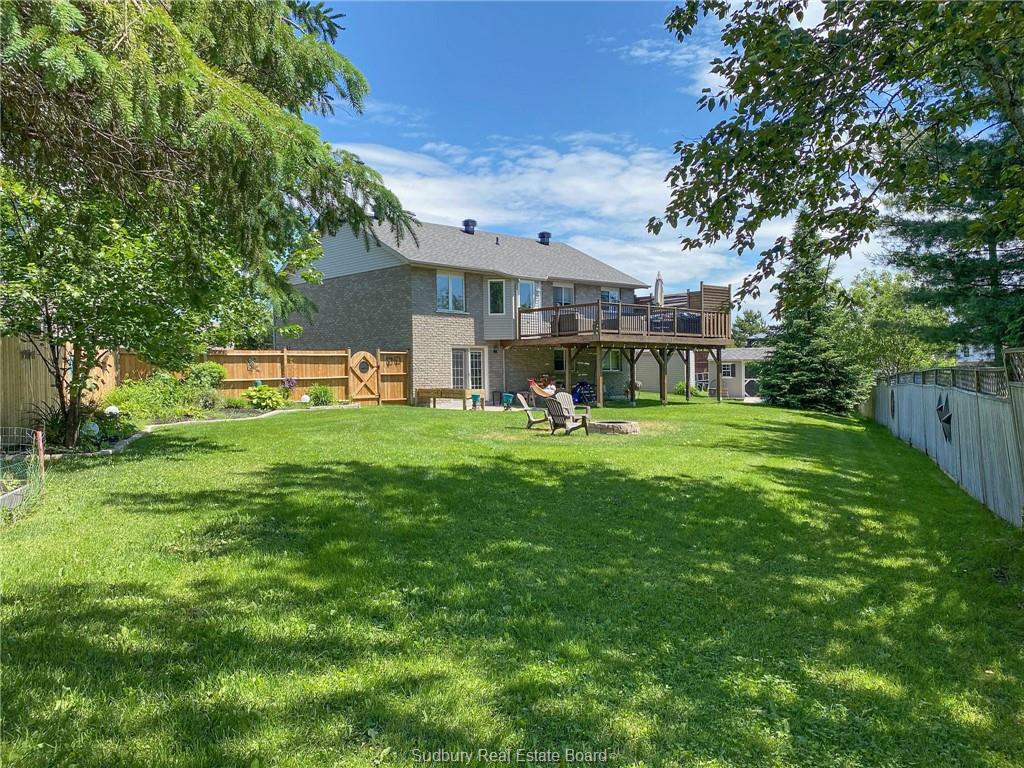 81 Greenwich Court, Sudbury Ontario, Canada