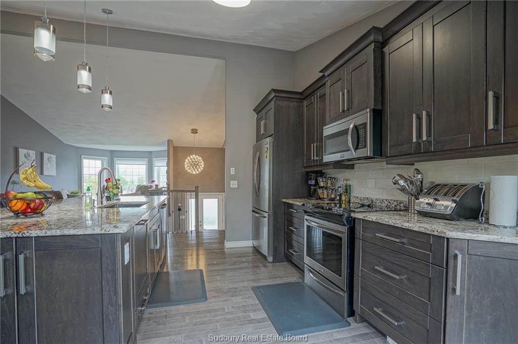 81 Greenwich Court, Sudbury Ontario, Canada