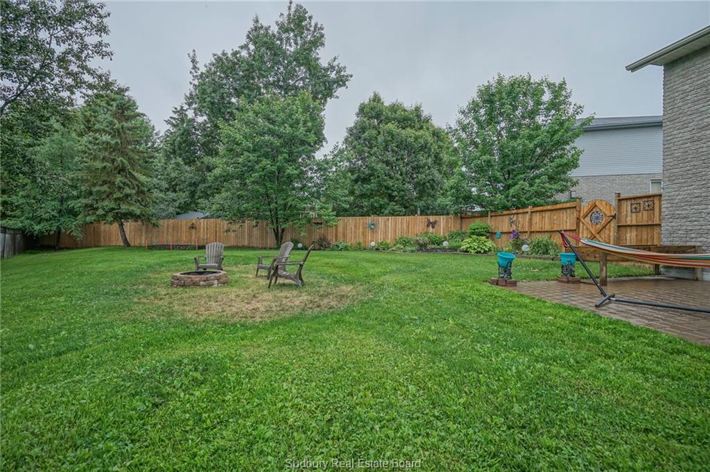 81 Greenwich Court, Sudbury Ontario, Canada