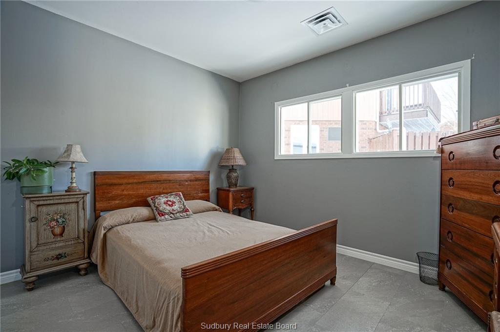 183 Penman Avenue, Garson, Ontario, Canada