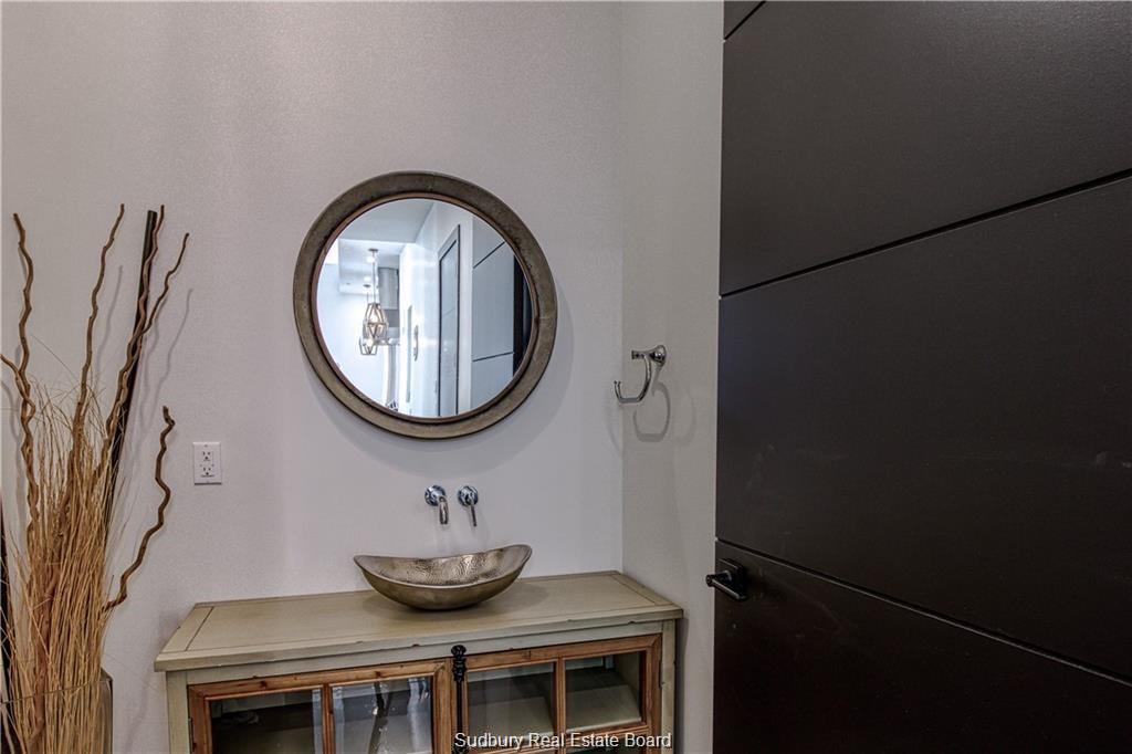1221 Keast Drive, Sudbury, Ontario, Canada
