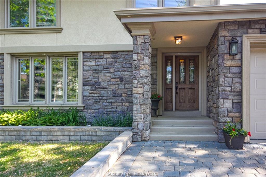 18 Park Street, Copper Cliff, Ontario, Canada
