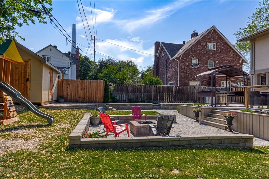 18 Park Street, Copper Cliff, Ontario, Canada
