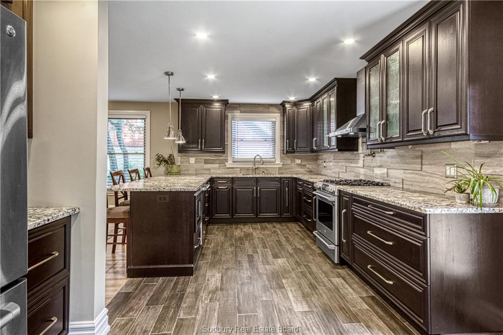 18 Park Street, Copper Cliff, Ontario, Canada