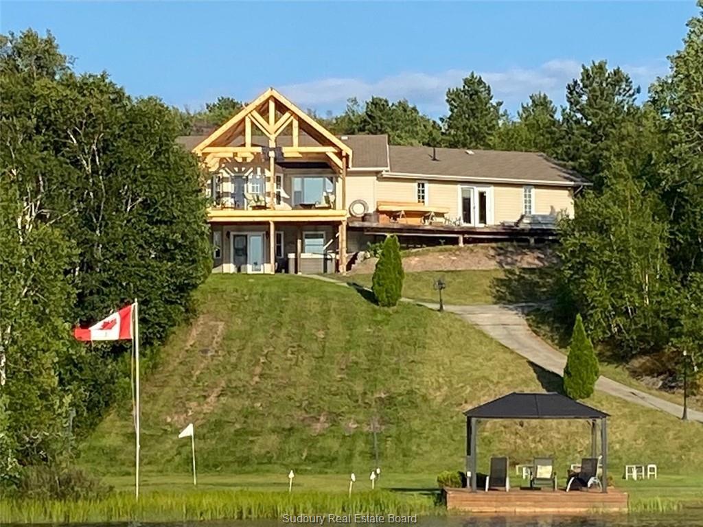 64 Forestview Drive, Wahnapitae, Ontario, Canada
