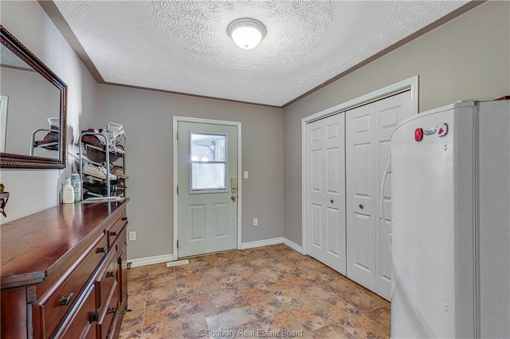 64 Forestview Drive, Wahnapitae, Ontario, Canada