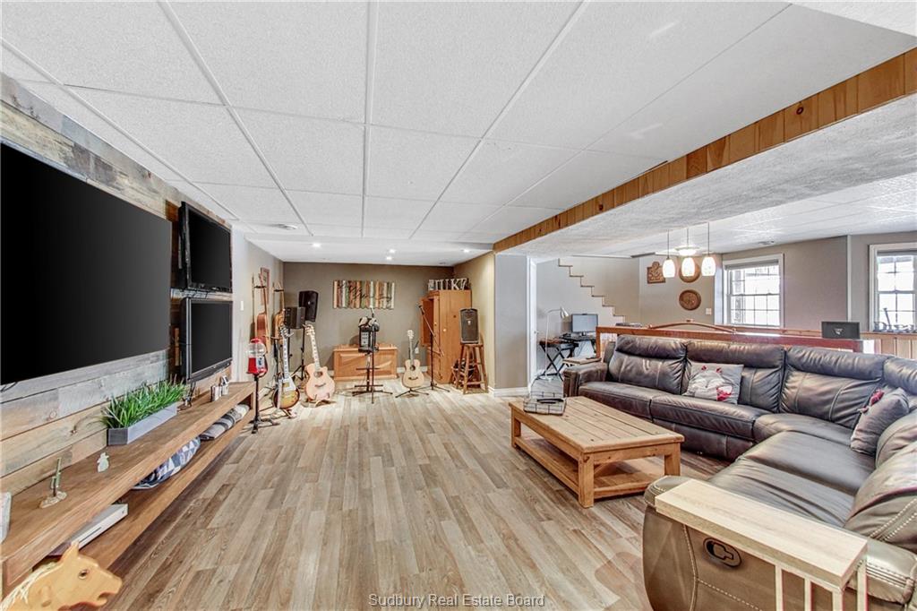 64 Forestview Drive, Wahnapitae, Ontario, Canada