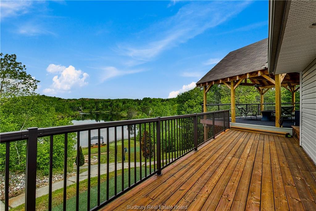 64 Forestview Drive, Wahnapitae, Ontario, Canada