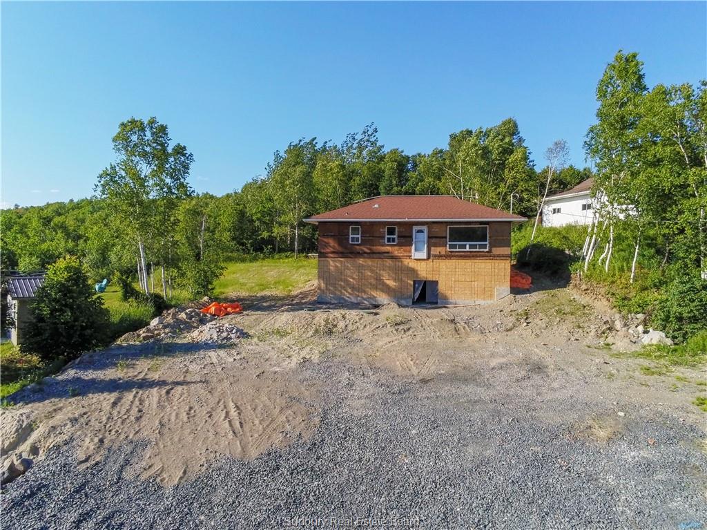 1170 Hillside Avenue, Val Caron, Ontario, Canada