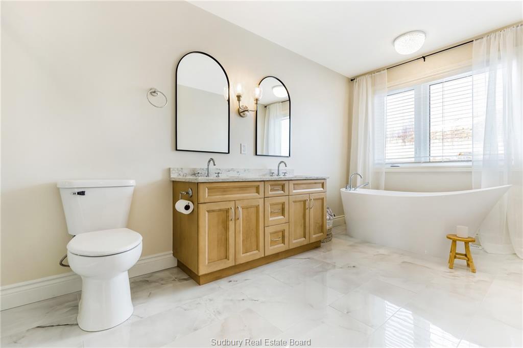 540 Bonaventure Court, Sudbury, Ontario, Canada