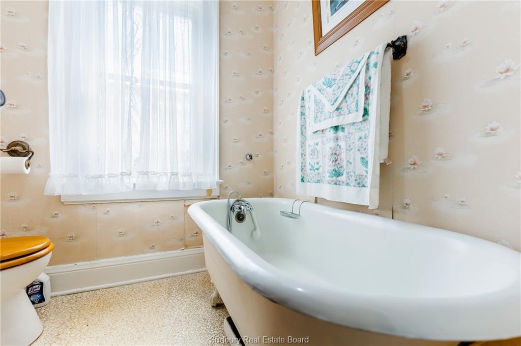 54 Baker Street, Sudbury, Ontario, Canada