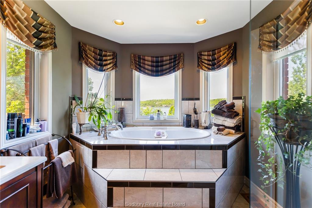 7791 Tilton Lake Road, Sudbury, Ontario, Canada
