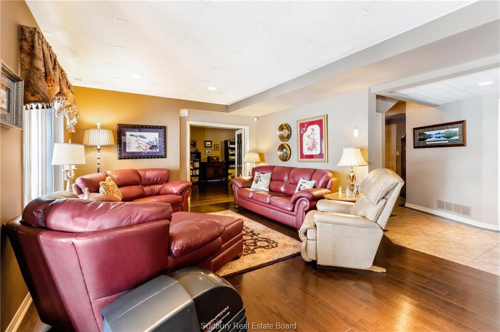 7791 Tilton Lake Road, Sudbury, Ontario, Canada