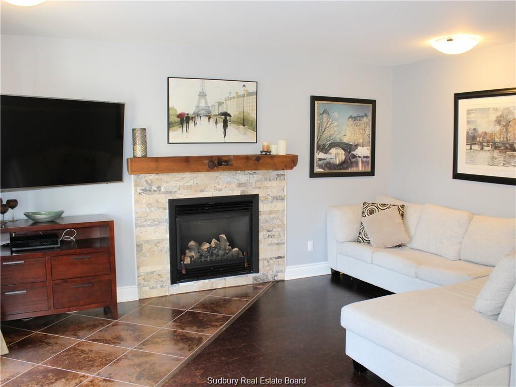616 Brenda Drive, Sudbury Ontario, Canada