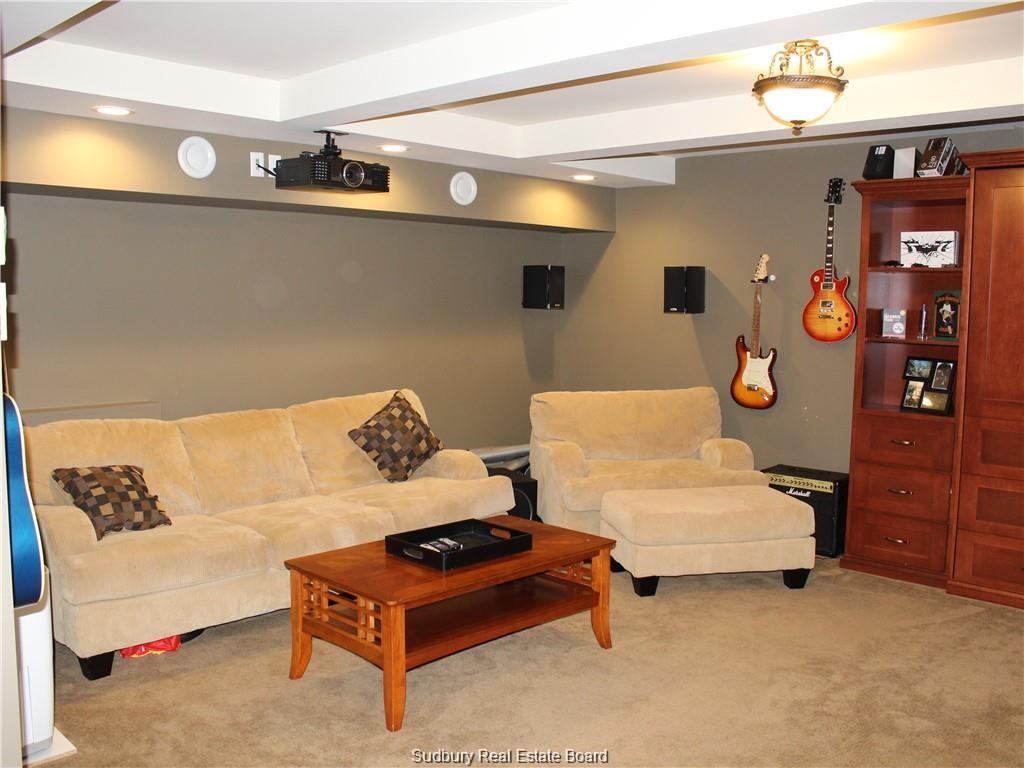 616 Brenda Drive, Sudbury Ontario, Canada