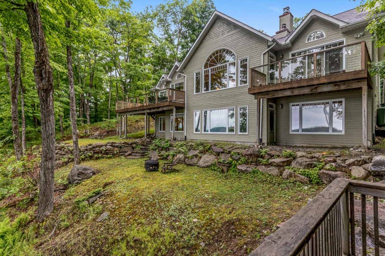 1020 Hilltop Crescent, Muskoka, Ontario, Canada
